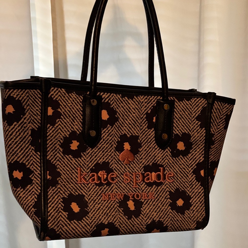 kate spade black and tan floral jacquard tote